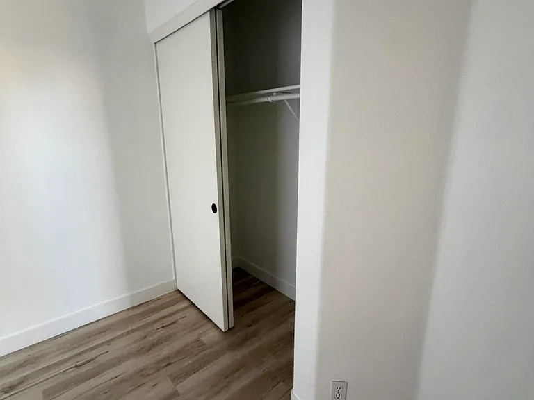 1933 E Tyson Pl — Photo 15