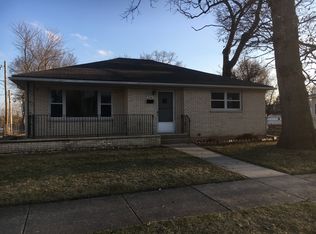 639 Forest Ave, Elgin, IL 60120