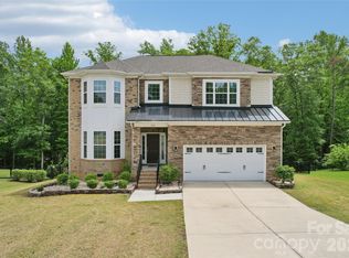 717 Laurel Oaks Ct, Fort Mill, SC 29715