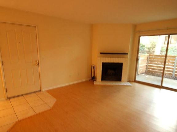 3rd image of 1710 S El Camino Real Unit E107