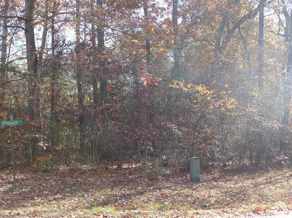 2364 Mayflower Dr, Greenbackville, VA 23356