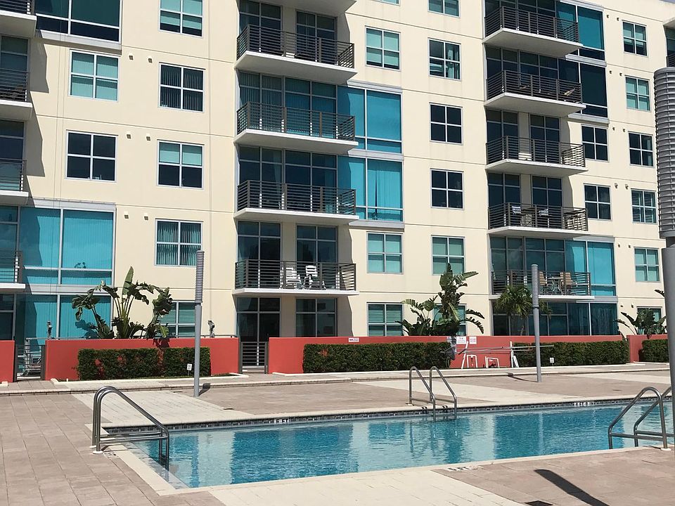 1st image of 1120 E Kennedy Blvd #1525