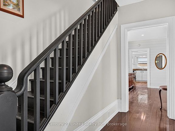 2nd image of 9 Crandall St