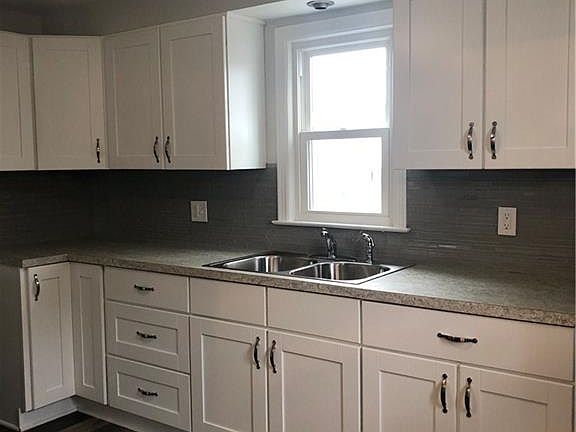 3rd image of 243 Currier Ave