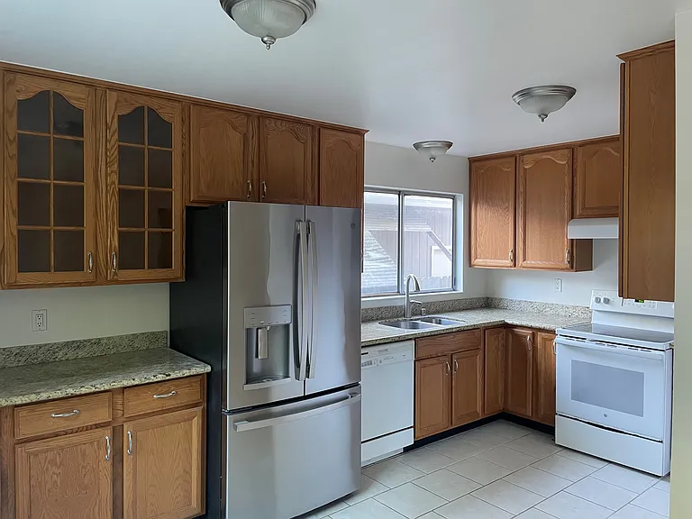 459 Manka Cir — Photo 2