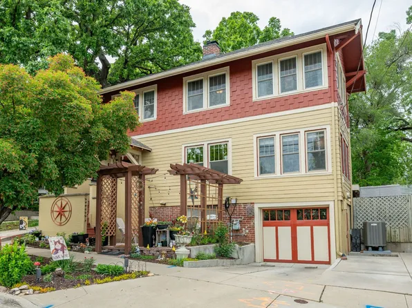 3317 Woodland Ave, Des Moines, IA 50312