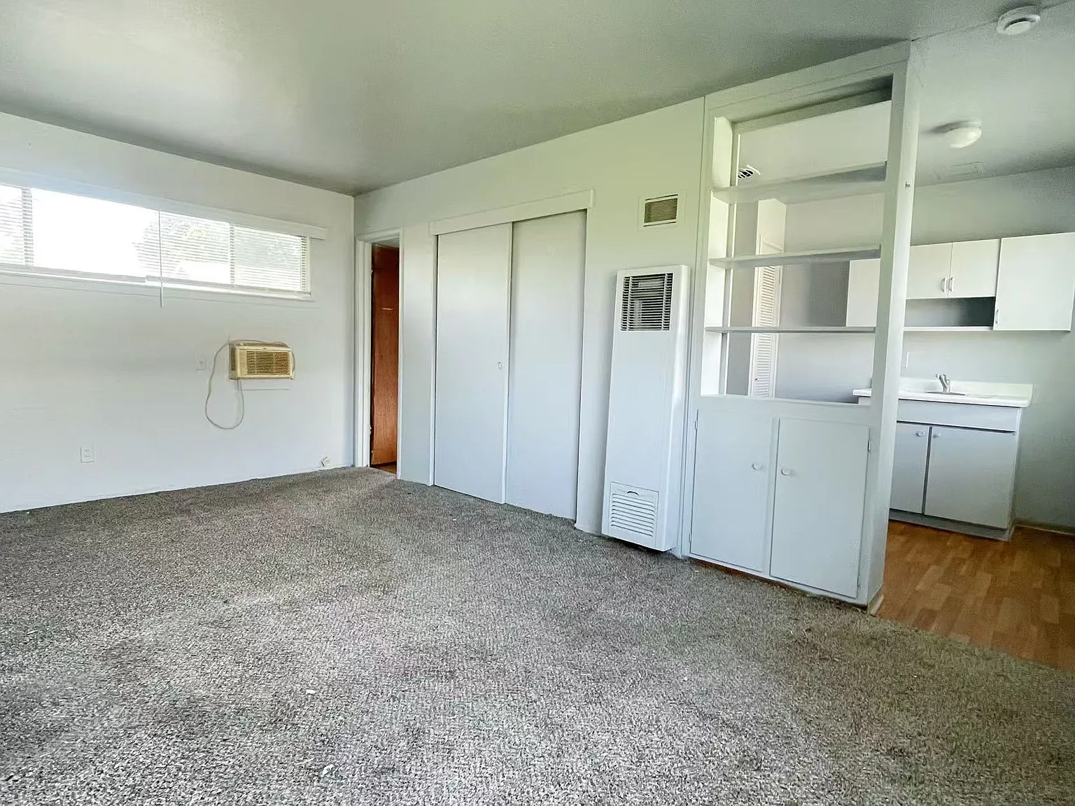 1 bed, 500 sqft, $950 — Photo 4