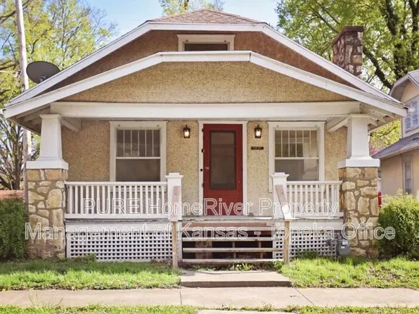1713 SW 15th St, Topeka, KS 66604
