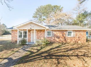 206 Chuck Cir, Warner Robins, GA 31093