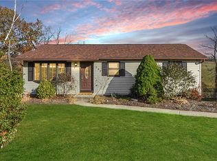 244 Parkwood Cir, Canonsburg, PA