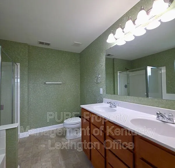 106 Ballard Ct — Photo 18