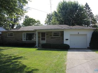 917 Lincoln Dr, Defiance, OH 43512
