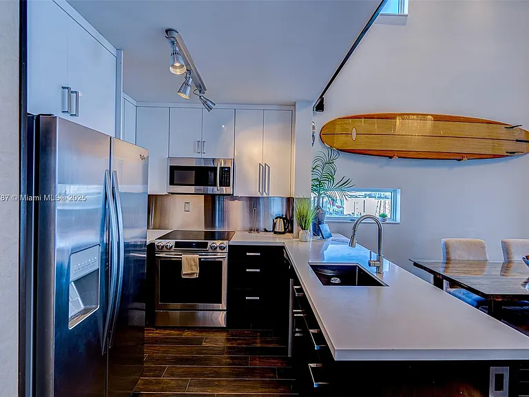 1701 Sunset Harbour Dr #L-507 — Photo 4