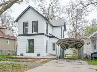 3223 3rd St, Des Moines, IA 50313