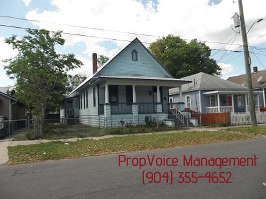 5th image of 1732 Ionia St