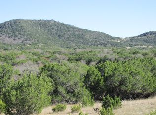 Bunk Rd, Utopia, TX 78884