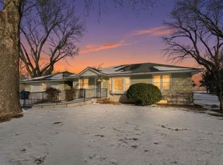 804 W 32nd St N, Wichita, KS 67204