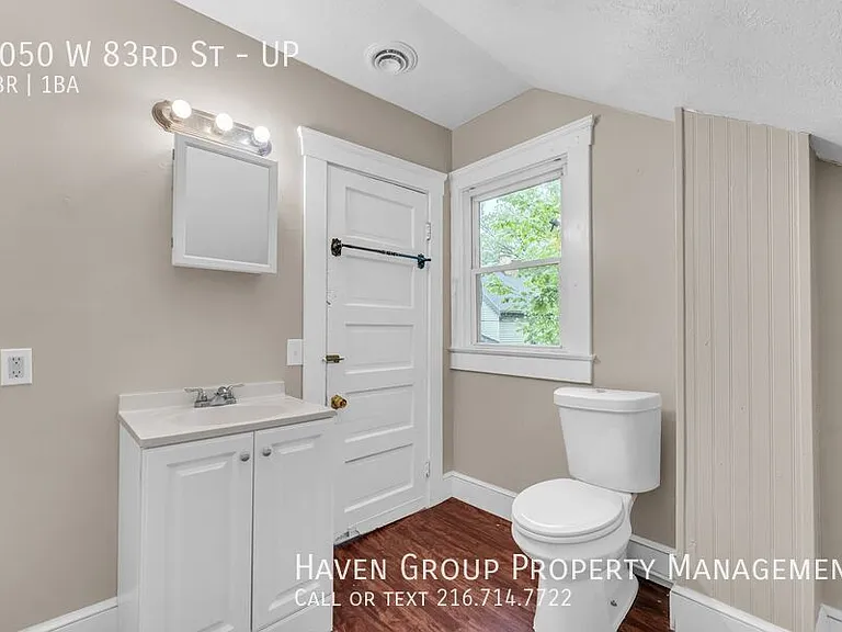 2050 W 83rd St #UP — Photo 14