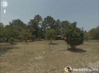 301 Kenwood Dr, Fayetteville, NC 28311