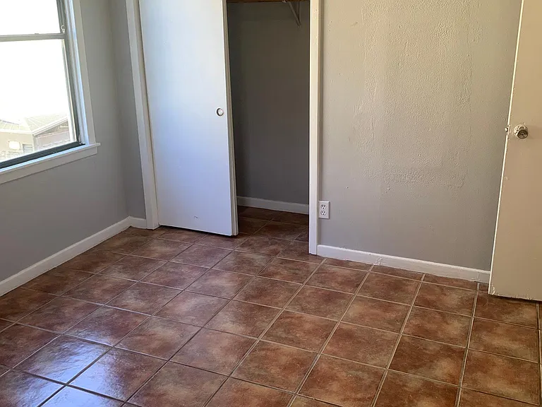 5318 Questa Dr — Photo 6