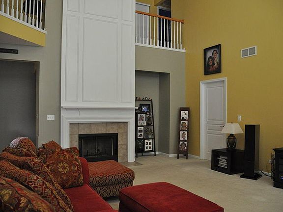 4th image of 18809 W Chatham Way