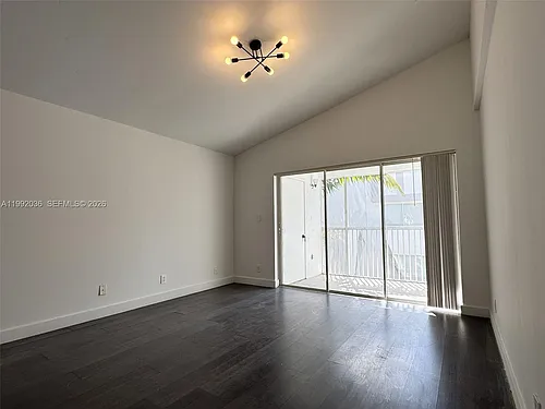 5672 Rock Island Rd #271 Photo 1