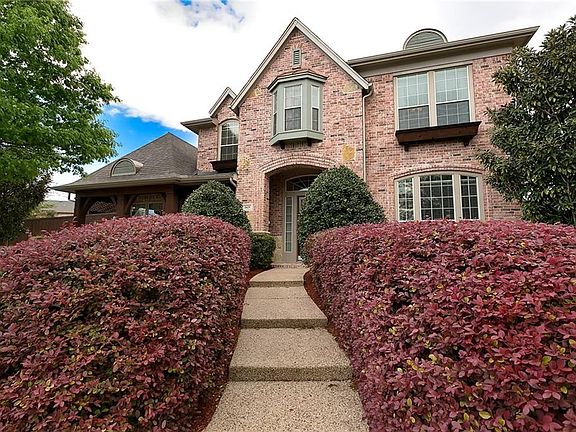 2nd image of 2629 Sir Lancelot Blvd
