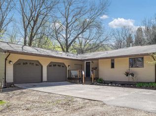 7447 Satterlee Rd, Greenville, MI 48838