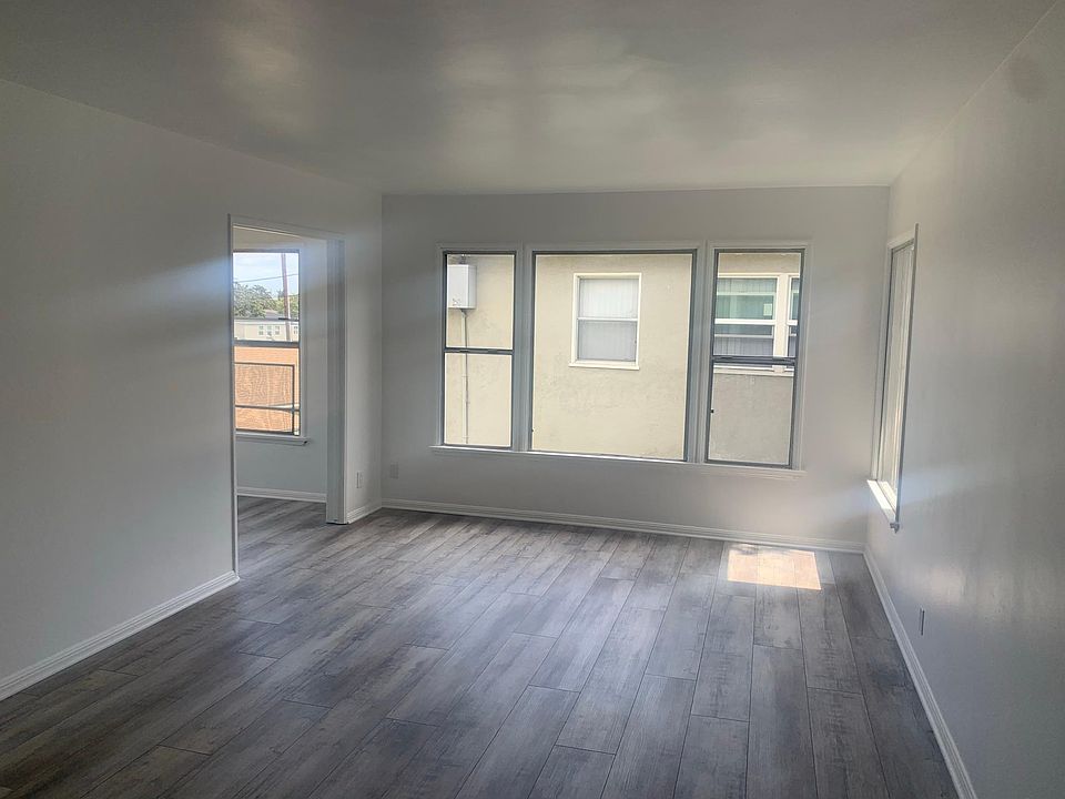 1st image of 4612 N Banner Dr APT 4