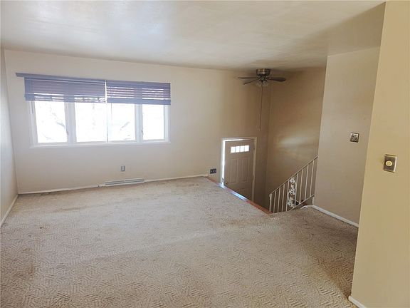 2nd image of 1390 Wakefield Dr