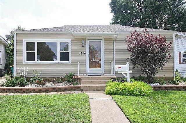 1st image of 1544 Garfield Ave