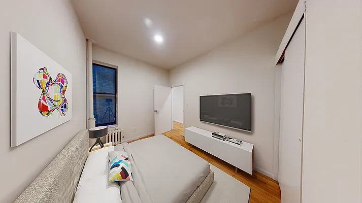 Rented by Bond New York | media 26