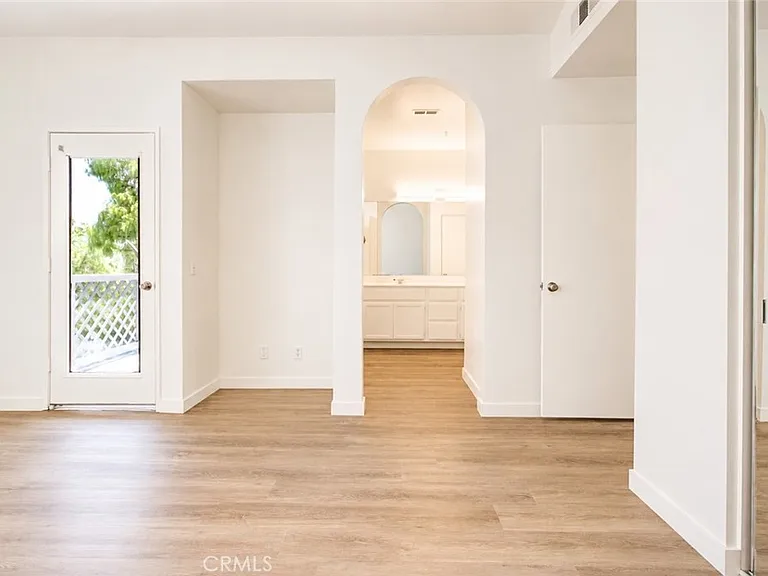 103 Coronado Cay Ln — Photo 11