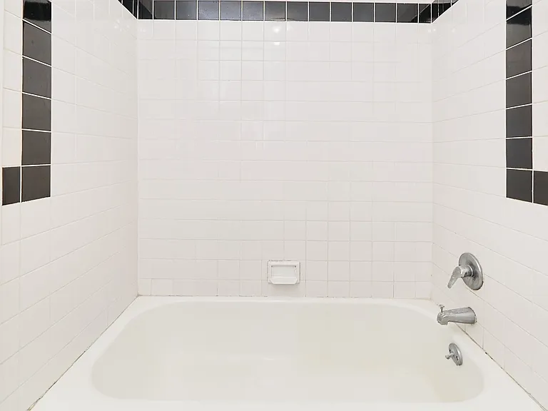 19 W 123rd St #2 — Photo 9