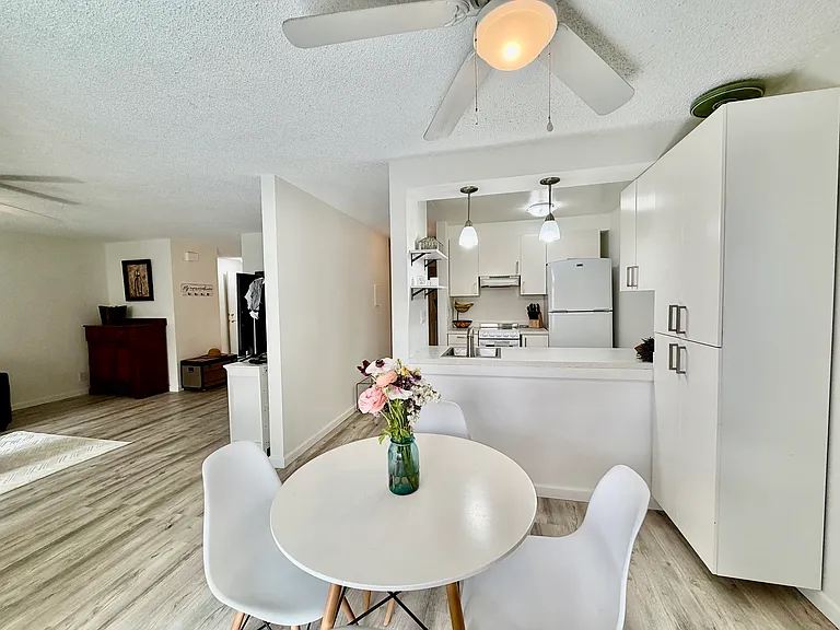 44 Eagle Crest Dr #9 — Photo 9