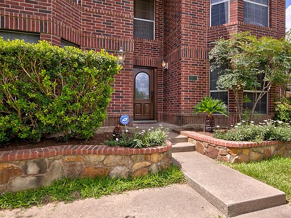 4th image of 8201 Landsman Dr
