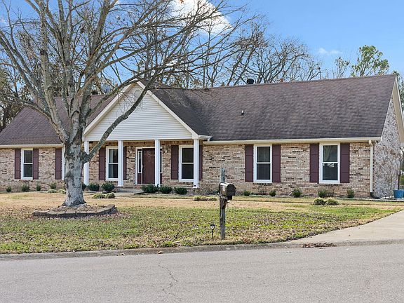 2nd image of 290 Andrew Jackson Dr