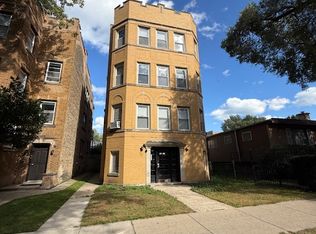 7333 N Damen Ave APT 2, Chicago, IL 60645