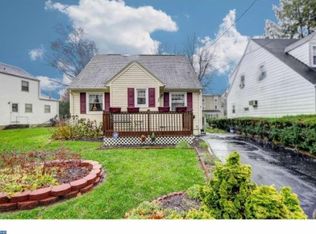 327 Sutherland Rd, Ewing, NJ 08618