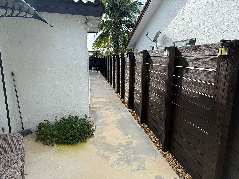 Private entrance.