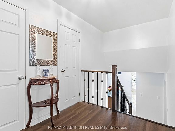 4th image of 204A Bellamy Rd N