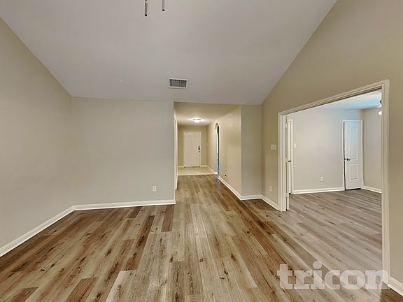 4th image of 100 Rebel Rd
