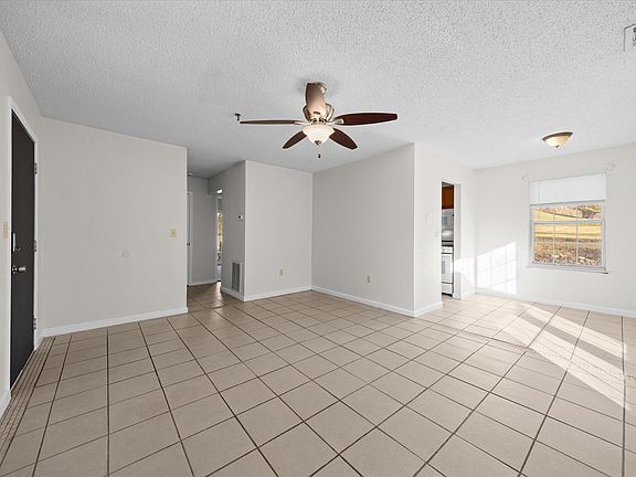 3rd image of 2107 N Keebler Ave #B