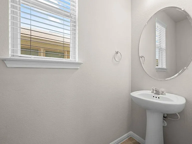 383 Eagle Brook Ln — Photo 27