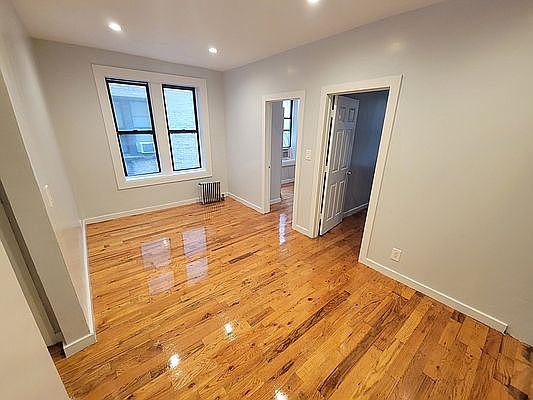 1st image of 25 Vermilyea Ave APT 2