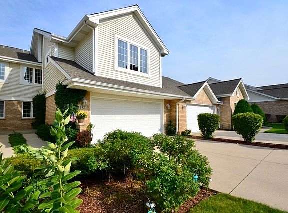 2nd image of 11423 Foxwoods Dr