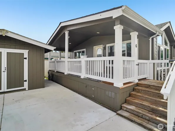 14322 Admiralty Way #6, Lynnwood, WA 98087