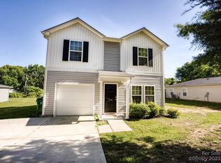2136 Cindy Ln, Charlotte, NC 28216