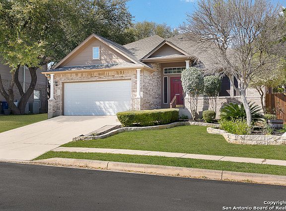 3rd image of 11 Cove Creek Dr