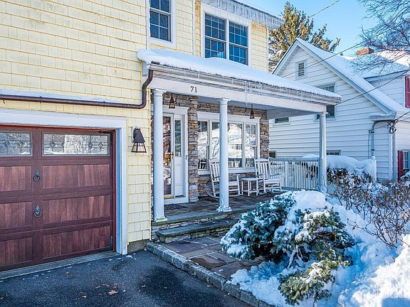 2nd image of 71 Spring St